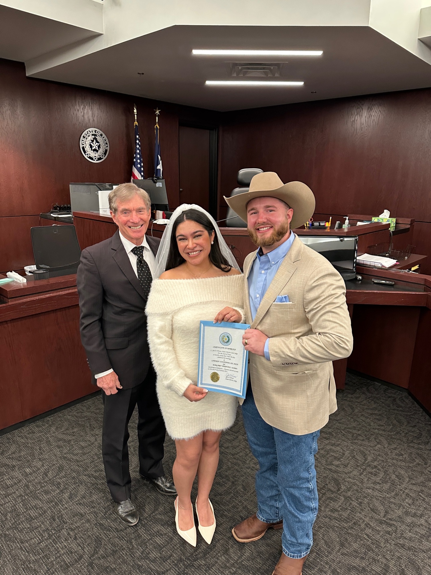 A winter courthouse wedding