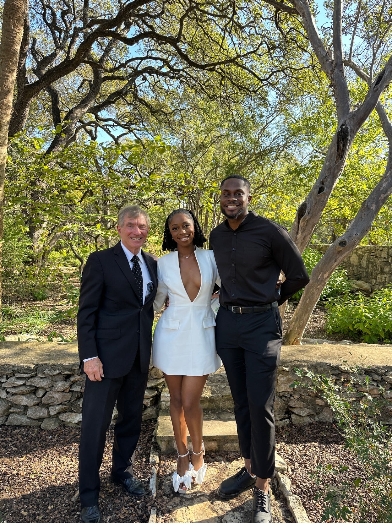 Vows beneath the live oaks